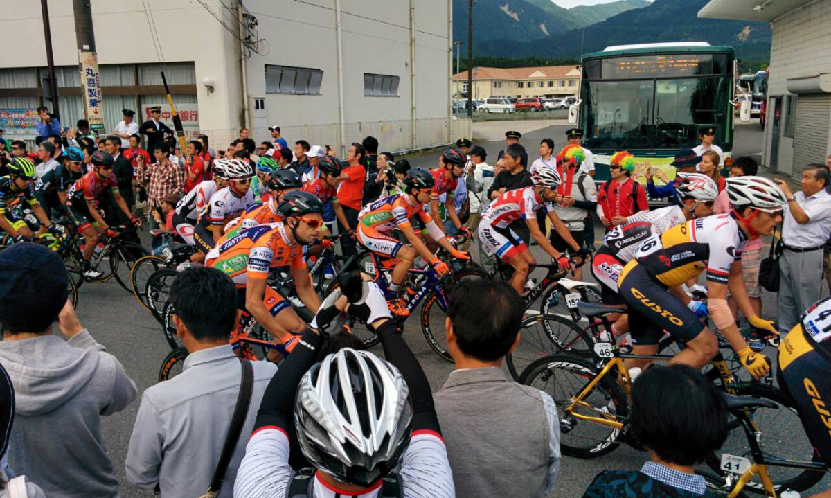 Start line - 2016 Tour of Japan Inabe Stage