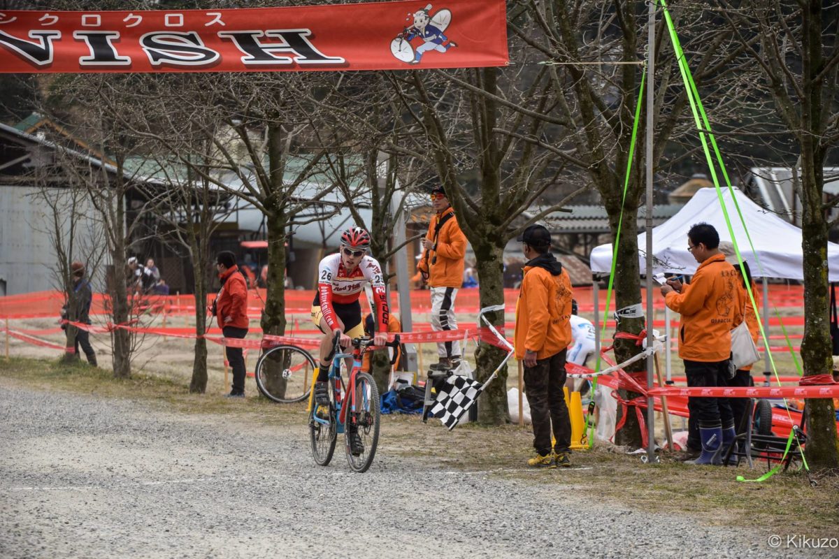 Tokai CX Aichi Bokujo Cruise finish