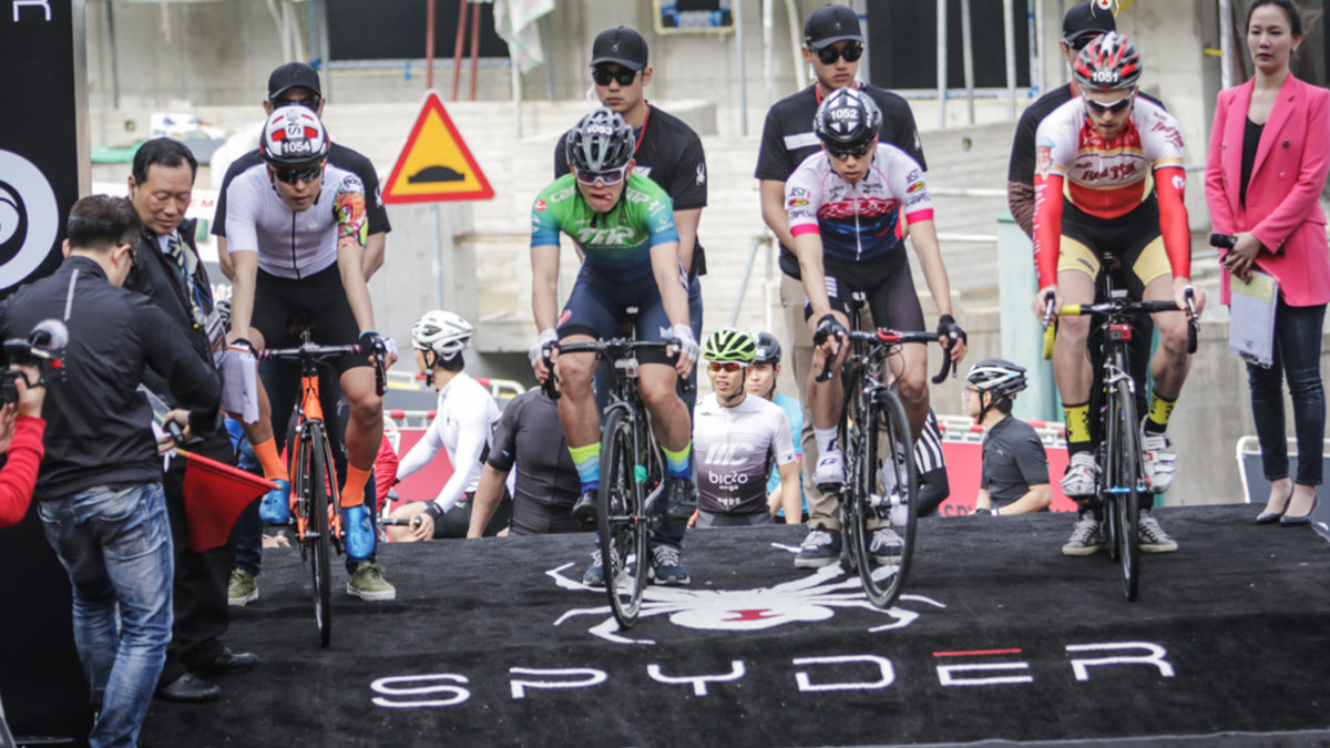 spyder bukak race start