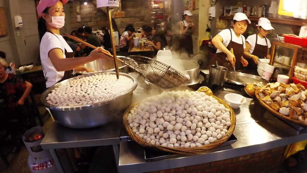 Jiufen street food