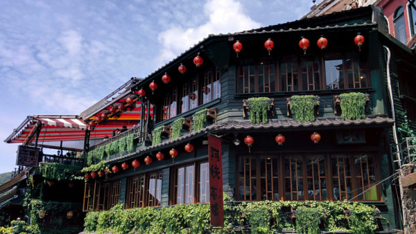 jiufen-teahouse-red-lanterns