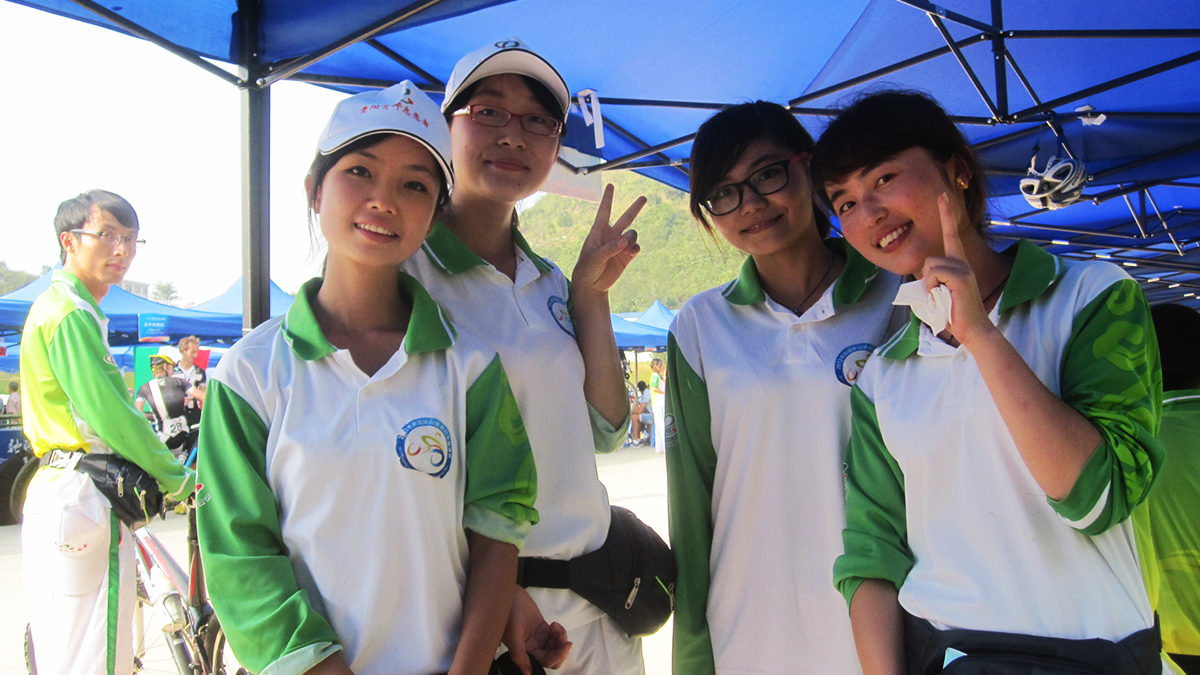 guiyang china mtb volunteer staff