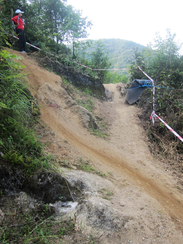 mtb race steep drop cycling china