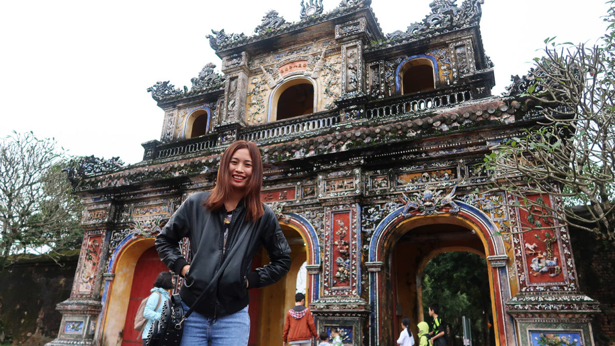 hue vietnam travel historic buildings