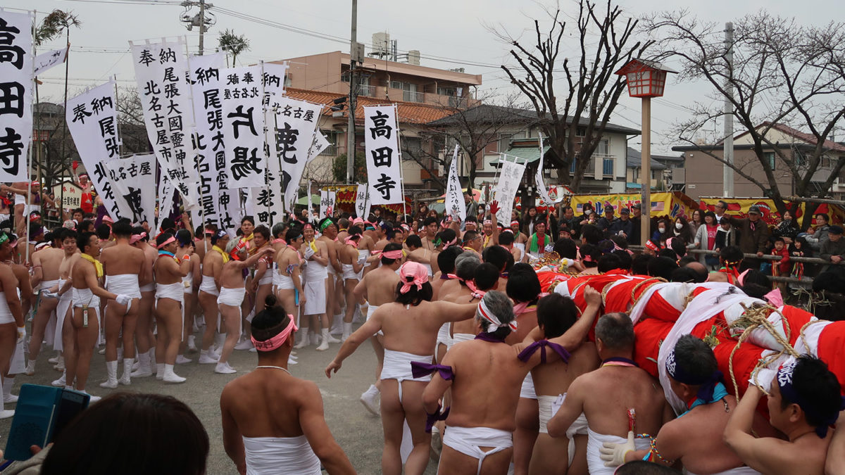 naked festival inazawa japan men